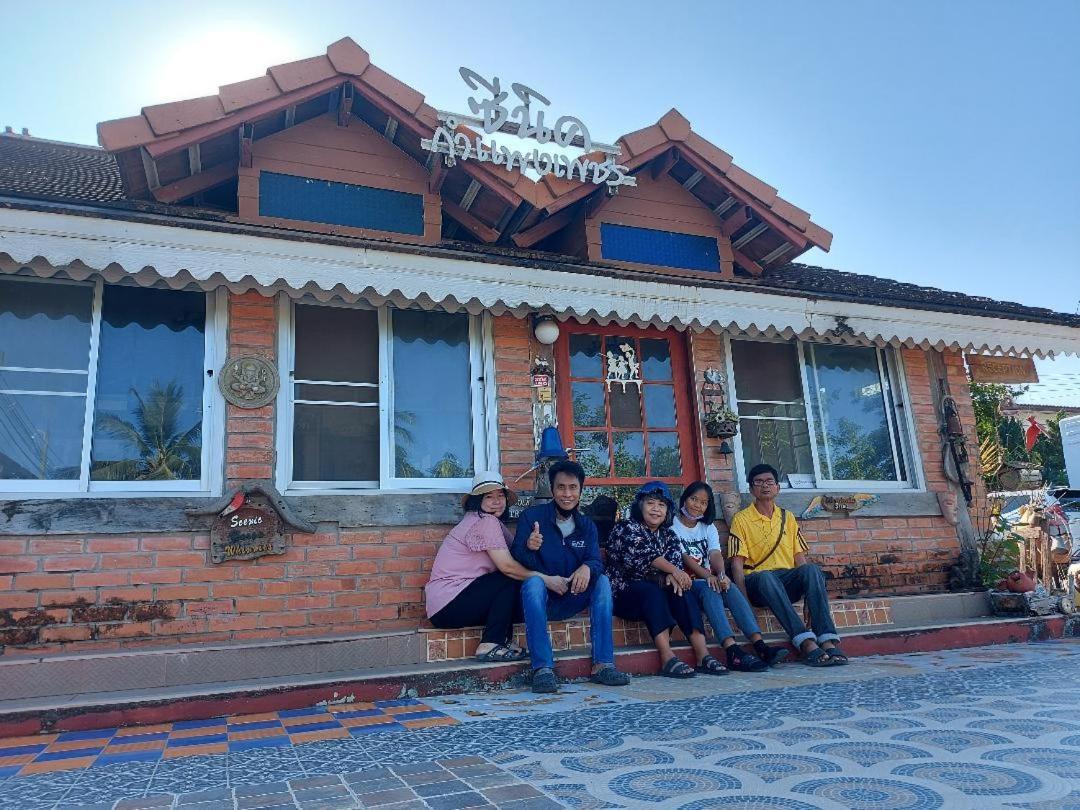 세닉 리버사이드 리조트 캄팽 펫 외부 사진